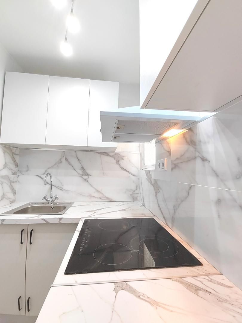 Kitchen of Flat for sale in Manresa  with Air Conditioner, Terrace and Balcony