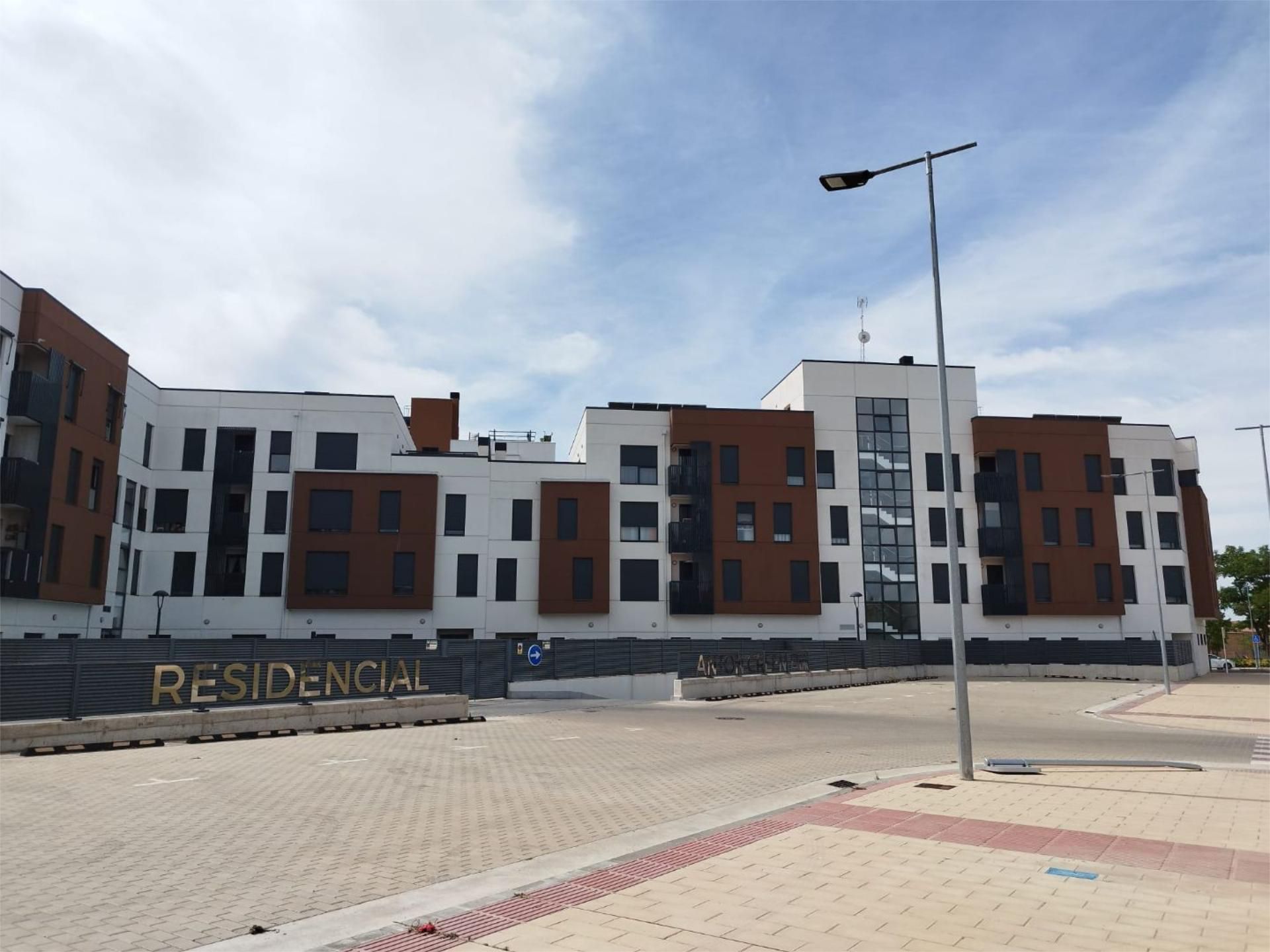 Exterior view of Garage for sale in Aranda de Duero