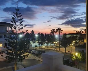 Vista exterior de Apartament en venda en Torrox amb Aire condicionat i Balcó