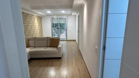 Photo 2 of Flat to share in Carrer de la Cantera, 49, Les Roquetes, Barcelona