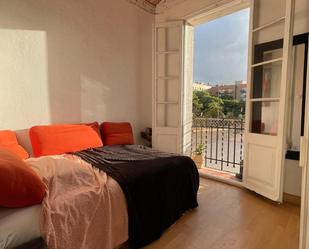 Bedroom of Flat for sale in  Barcelona Capital  with Air Conditioner, Heating and Parquet flooring