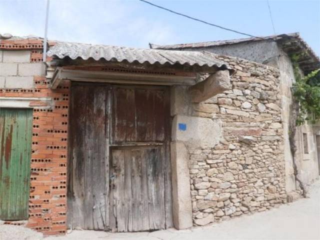 Nave industrial en Venta en Calle Toral, 13 en Villalcampo