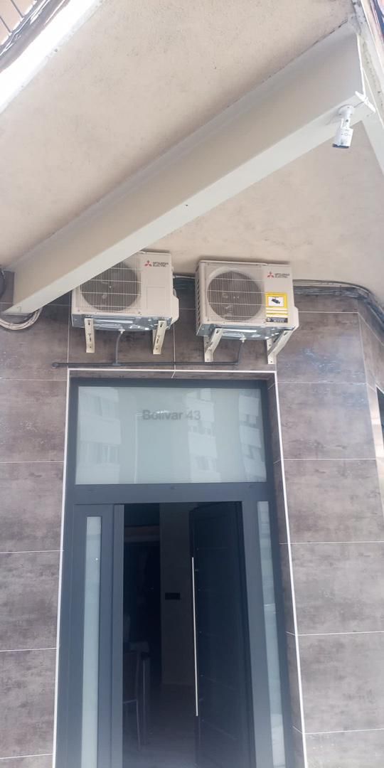 Exterior view of Planta baja for sale in Salamanca Capital  with Air Conditioner, Heating and Parquet flooring