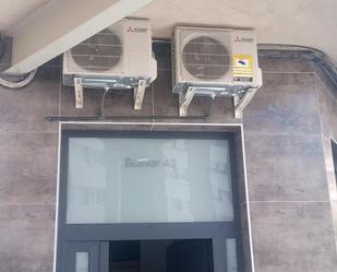 Exterior view of Planta baja for sale in Salamanca Capital  with Air Conditioner