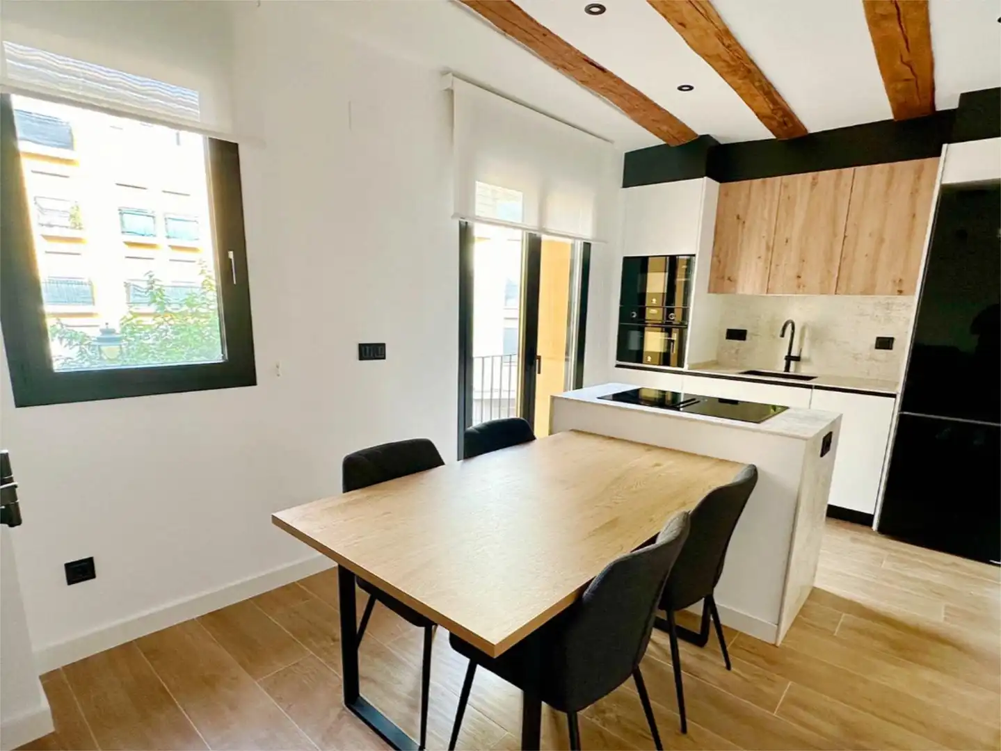 Piso en venta en Centre - Zona Alta Comedor de Piso en venta en Alcoy / Alcoi con Aire acondicionado, Calefacción y Parquet