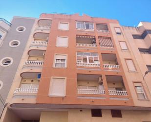 Exterior view of Flat for sale in Guardamar del Segura  with Air Conditioner and Balcony