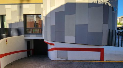 Garaje de alquiler en Camino Condesa, 11, Castillo Sohail - Myramar, Fuengirola - imagen 2 Foto 2 de Garaje de alquiler en Camino Condesa, 11, Castillo Sohail - Myramar, Fuengirola