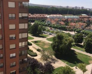 Vista exterior de Pis en venda en Burgos Capital