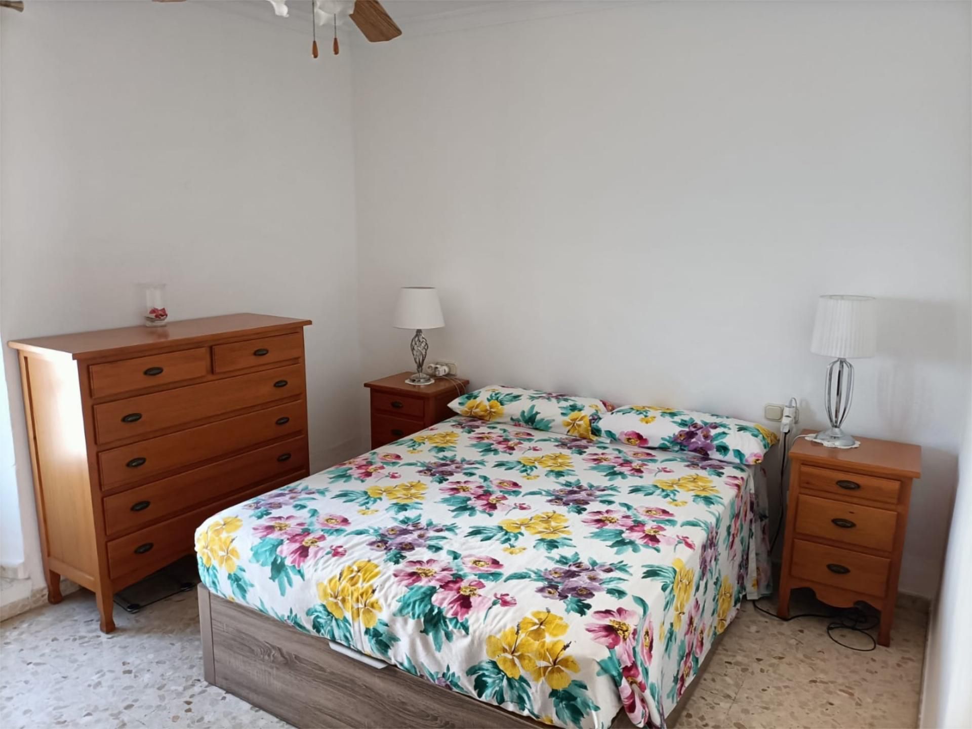Dormitori de Casa adosada en venda en Álora