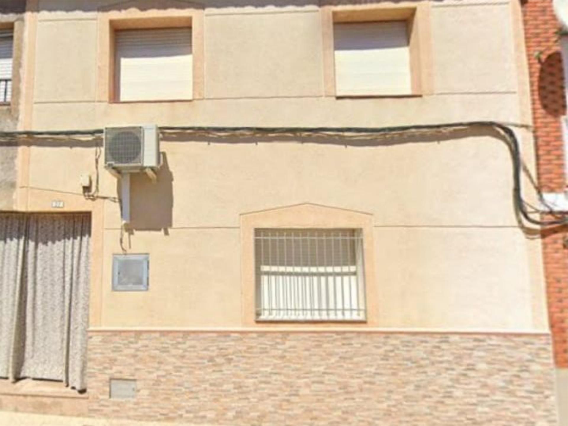 Vista exterior de Casa adosada en venda en Aldea del Rey amb Aire condicionat, Terrassa i Moblat