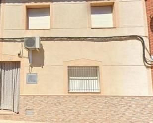 Vista exterior de Casa adosada en venda en Aldea del Rey amb Aire condicionat, Terrassa i Moblat