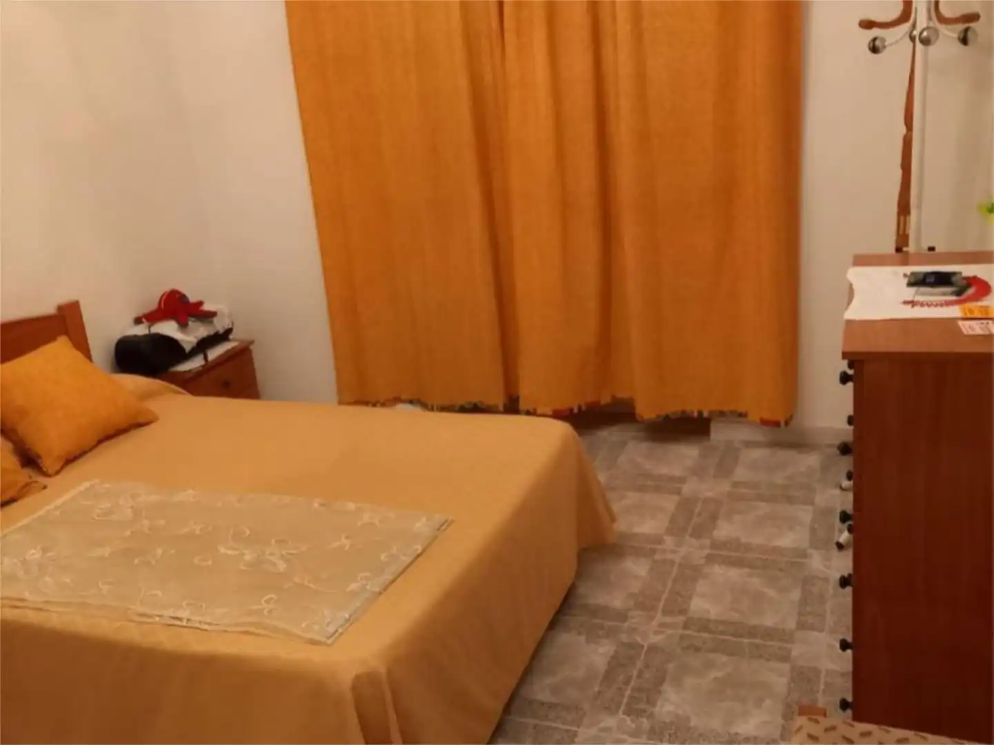 Habitación de Casa adosada en venta en Aldea del Rey con Aire acondicionado, Terraza y Amueblado