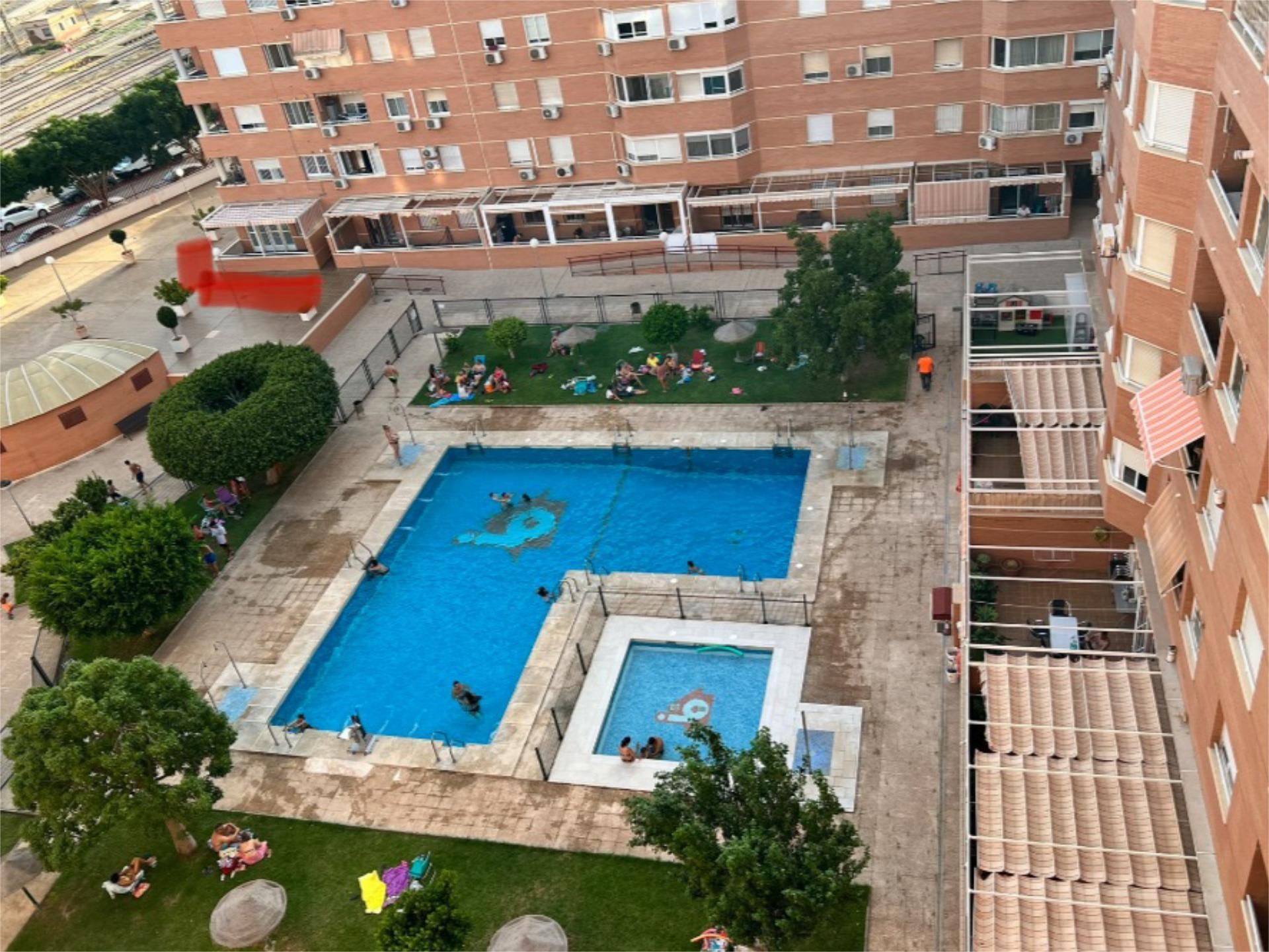 Piscina de Planta baixa en venda en  Almería Capital amb Terrassa i Piscina