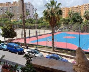 Vista exterior de Pis en venda en Las Palmas de Gran Canaria