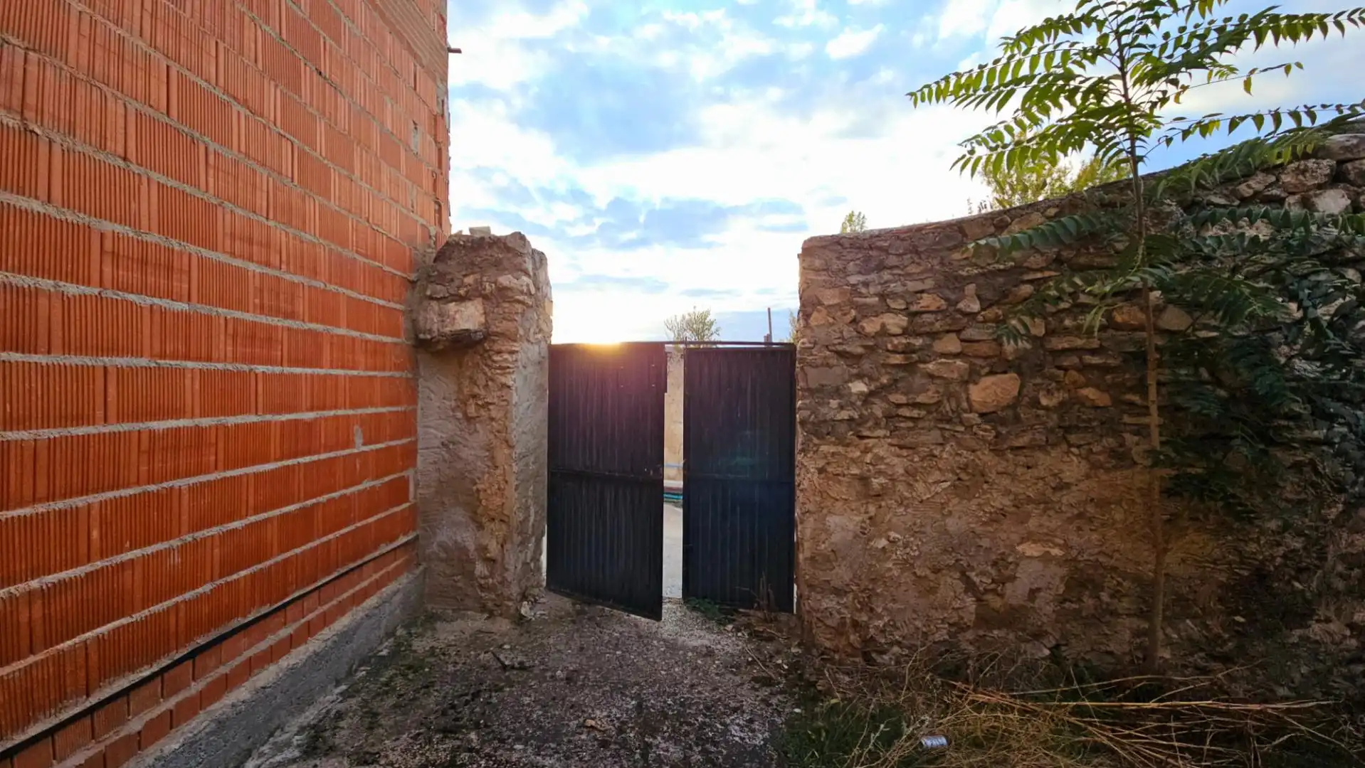 Grundstücke zum Verkauf in Calle Fragua, 10, Albalate de las Nogueras Außenansicht von Grundstücke zum Verkauf in Albalate de las Nogueras