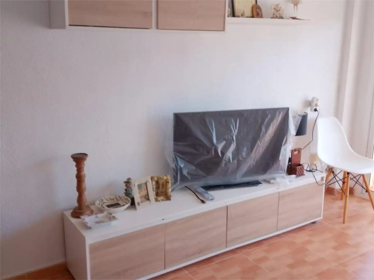Casa adosada en venta en Calle Isla Cunillera, 33, Islas Menores - Mar de Cristal Sala de estar de Casa adosada en venta en Cartagena con Terraza y Balcón