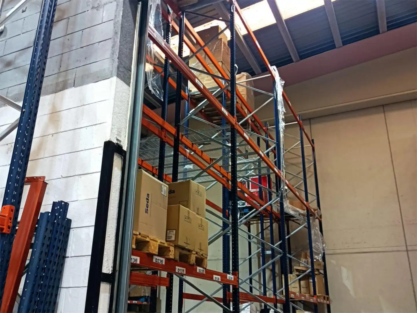 Fabrikhallen zur Miete in Carrer de Pere IV, 260, El Poblenou Fabrikhallen zur Miete in Barcelona