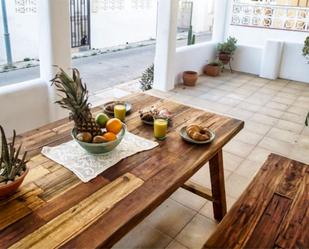 Terrassa de Casa o xalet en venda en Oliva amb Aire condicionat, Terrassa i Piscina