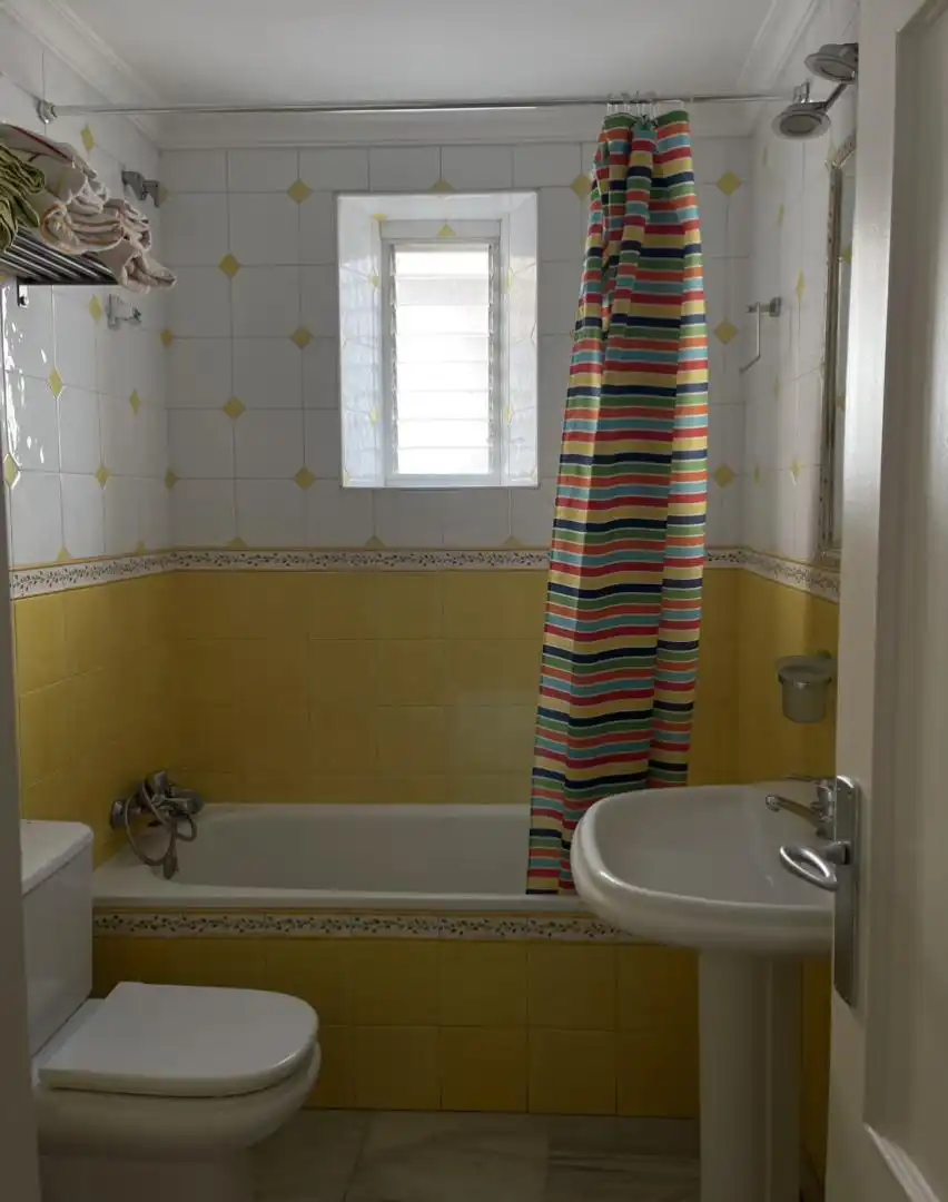 Bathroom of Flat for rent in Málaga Capital  with Air Conditioner and Balcony