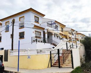 Vista exterior de Pis en venda en Orihuela amb Aire condicionat, Terrassa i Balcó