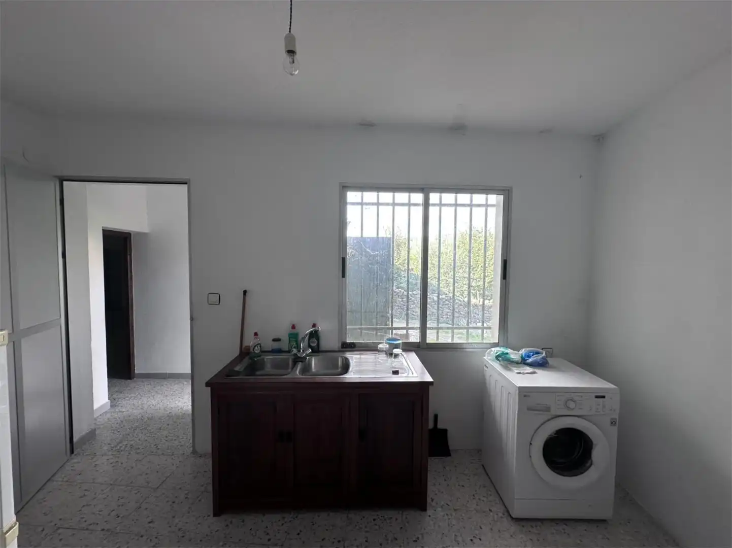 Country homes for sale in Calle Iglesia, 5, Madroñera Kitchen of Country homes for sale in Madroñera with Terrace, Storage room and Balcony