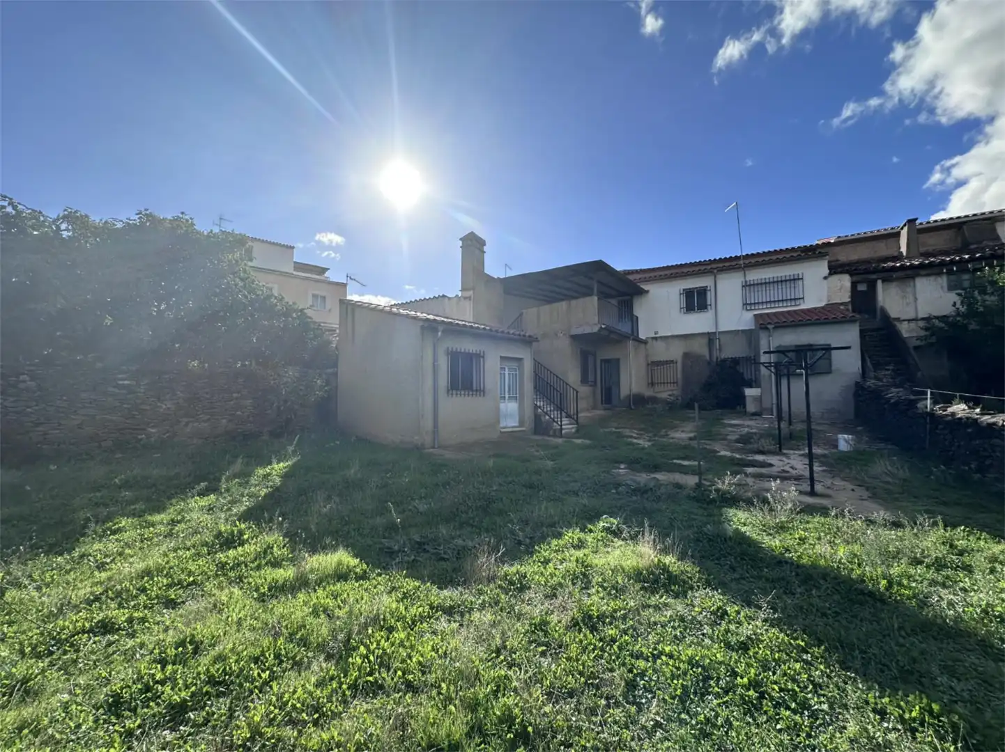 Country homes for sale in Calle Iglesia, 5, Madroñera Exterior view of Country homes for sale in Madroñera with Terrace, Storage room and Balcony