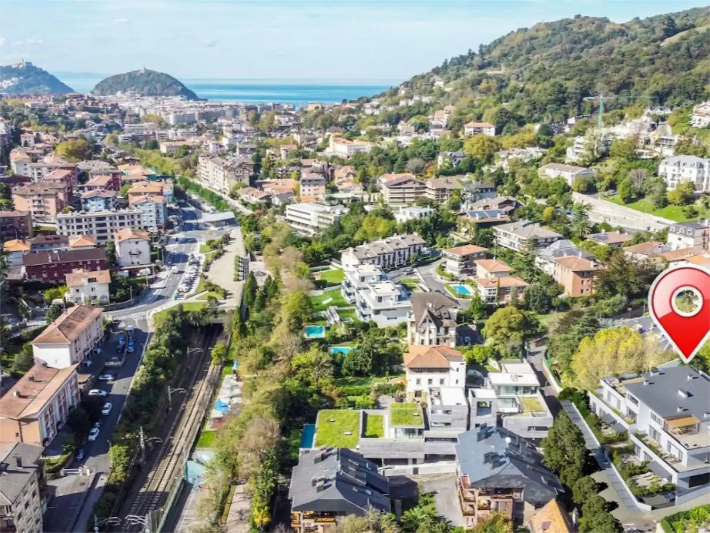 Maisonette zum Verkauf in Parada Baserria Kalea, 9, Donostia - San Sebastián Außenansicht von Maisonette zum Verkauf in Donostia - San Sebastián mit Terrasse