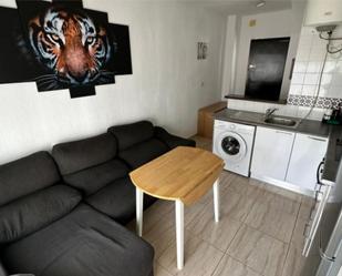 Living room of Flat to rent in Torrevieja  with Air Conditioner, Swimming Pool and Balcony