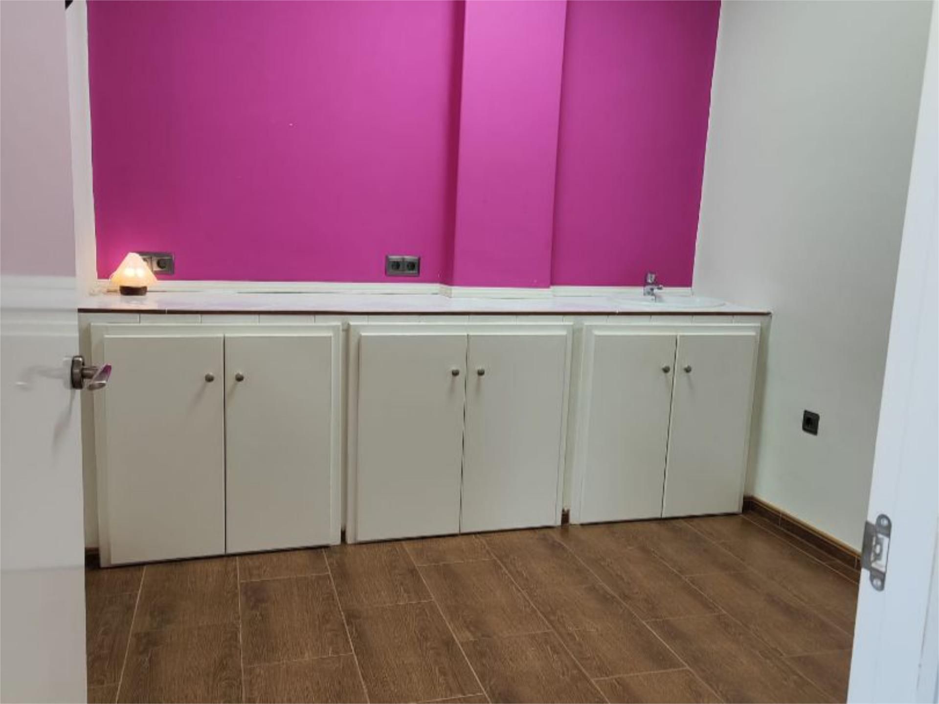 Premises to rent in El Ejido  with Air Conditioner, Heating and Furnished