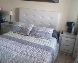 Bedroom of Flat for sale in Cornellà de Llobregat  with Air Conditioner and Balcony