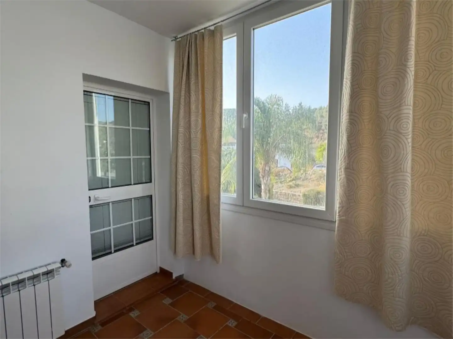 Dormitori de Casa o xalet en venda en Casares amb Aire condicionat, Terrassa i Balcó