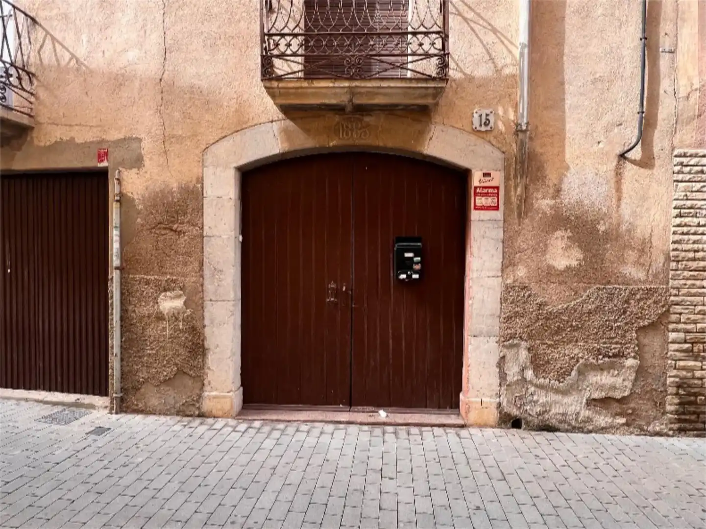 Casa adosada en venda a Carrer Bisbe Borràs, 15, La Canonja Vista exterior de Casa adosada en venda en La Canonja amb Aire condicionat, Calefacció i Jardí privat