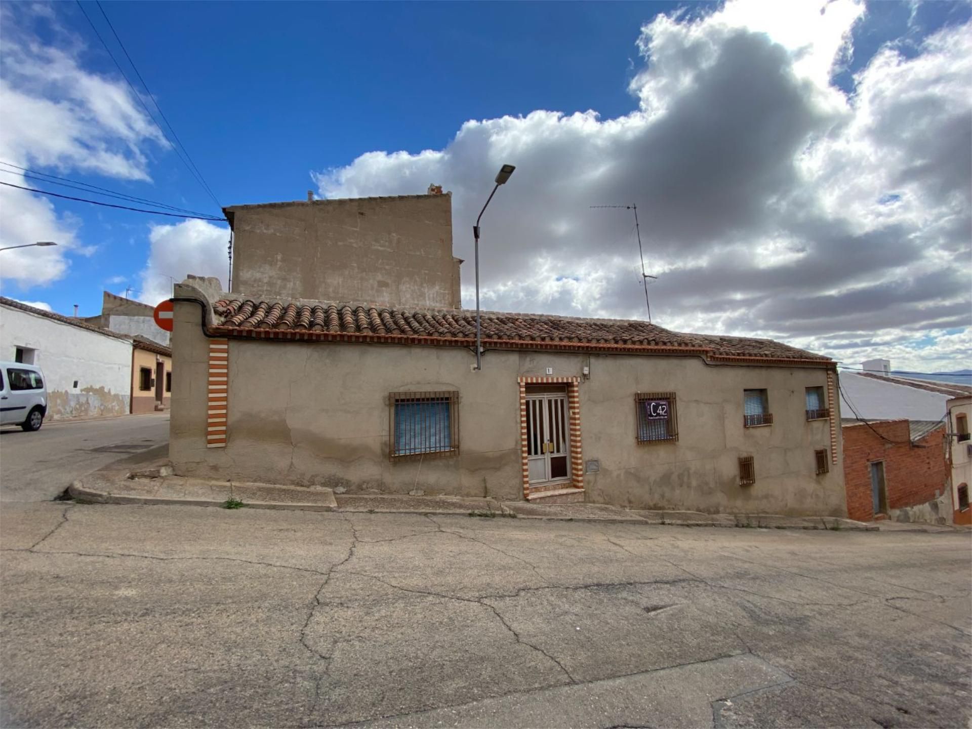 Pisos en venta baratos en La Solana | fotocasa