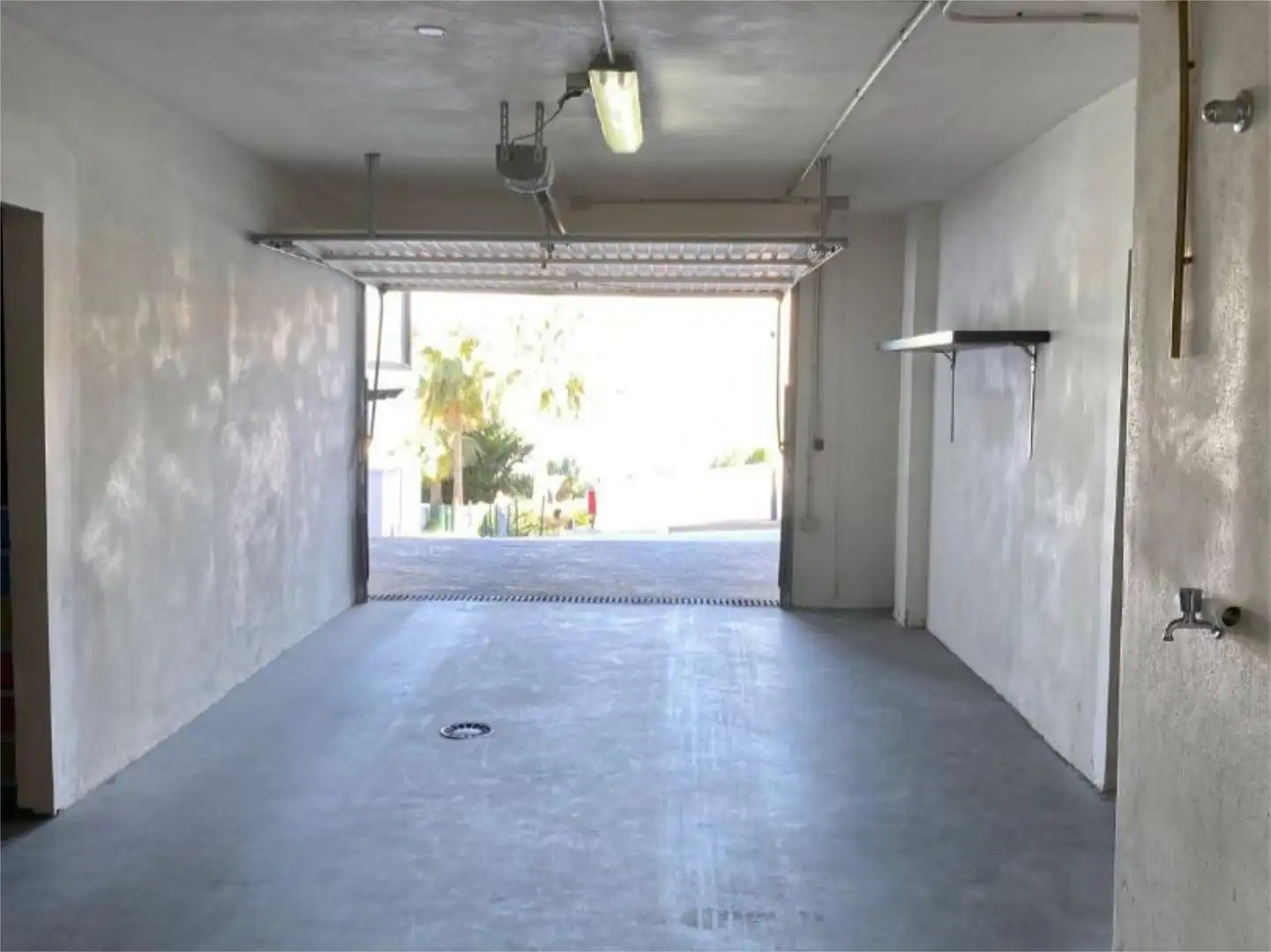 Wohnung zum Verkauf in A-7176, 21, Istán Wohnung zum Verkauf in Istán mit Klimaanlage, Terrasse und Schwimmbad