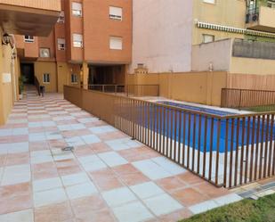 Swimming pool of Flat to rent in  Jaén Capital  with Terrace, Swimming Pool and Balcony