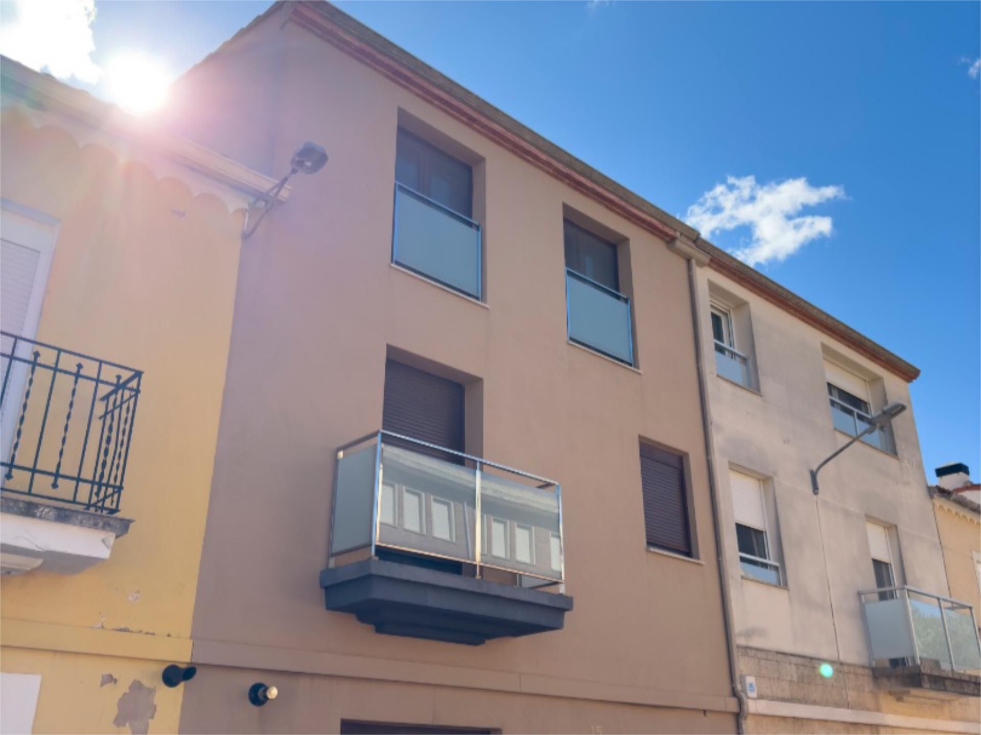 Casa adosada en venta en Carrer de José Puig, 15, Bocairent Vista exterior de Casa adosada en venta en Bocairent con Terraza y Balcón