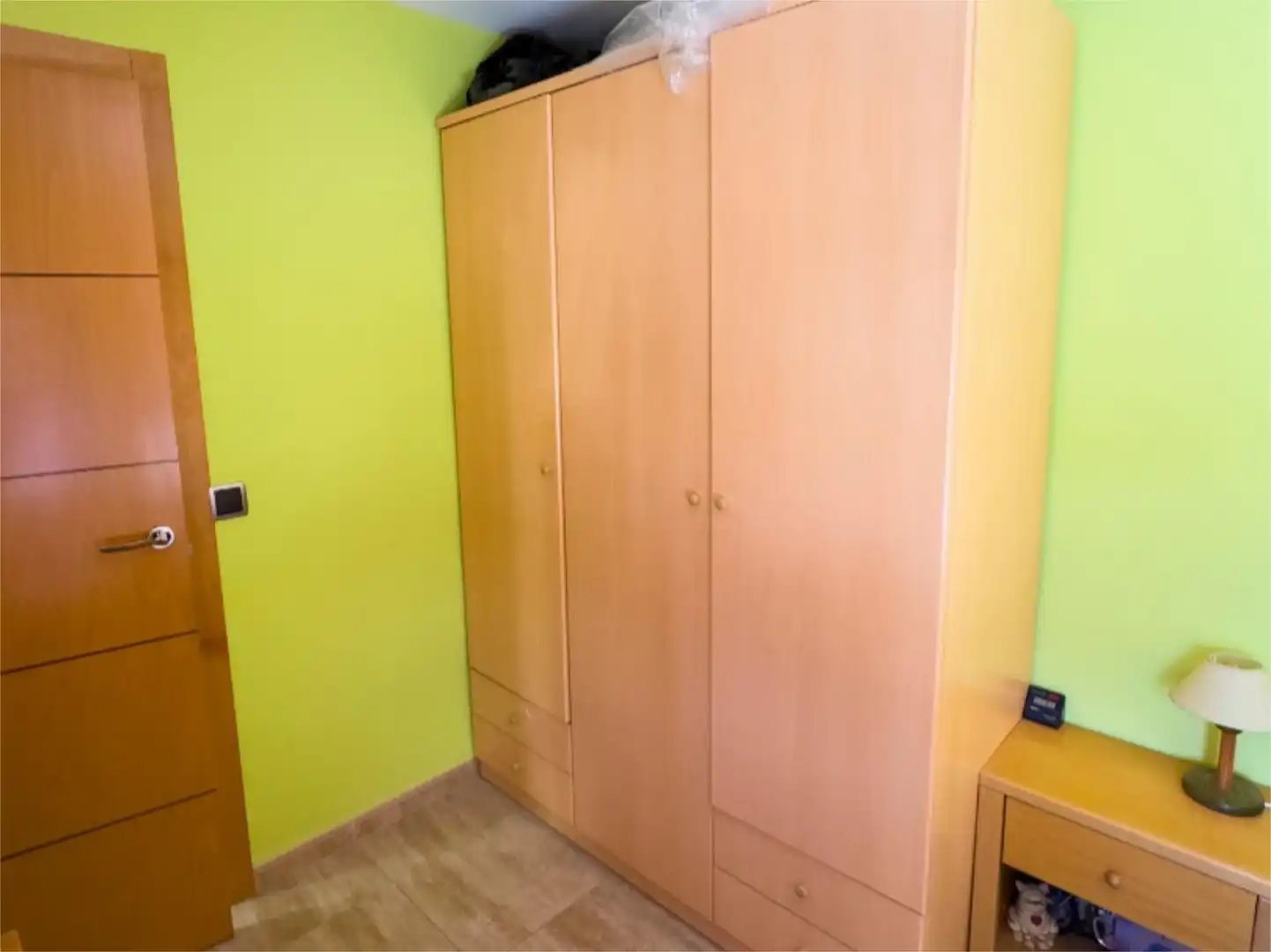 Pis en venda a Carrer de José Puig, 15, Bocairent Dormitori de Pis en venda en Bocairent amb Terrassa, Moblat i Balcó