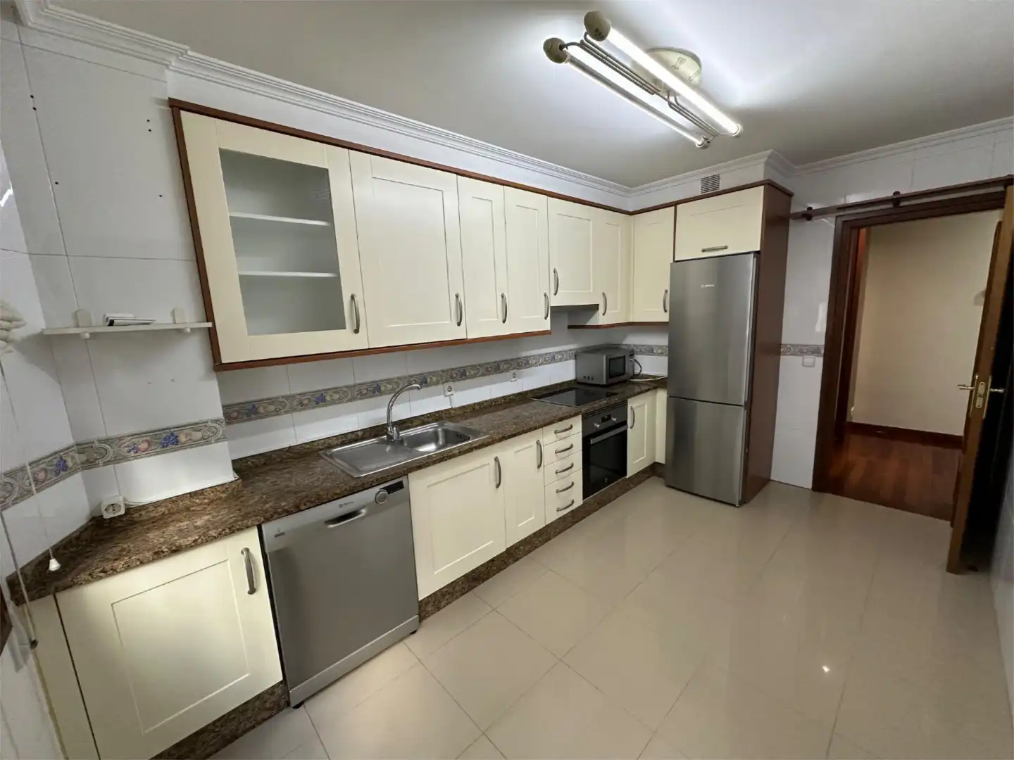 Flat for rent in Avenida Da Hispanidade, 82, O Castro Kitchen of Flat for rent in Vigo