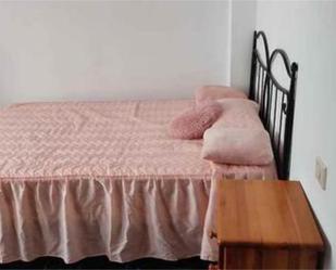 Bedroom of Flat for sale in Vega de San Mateo