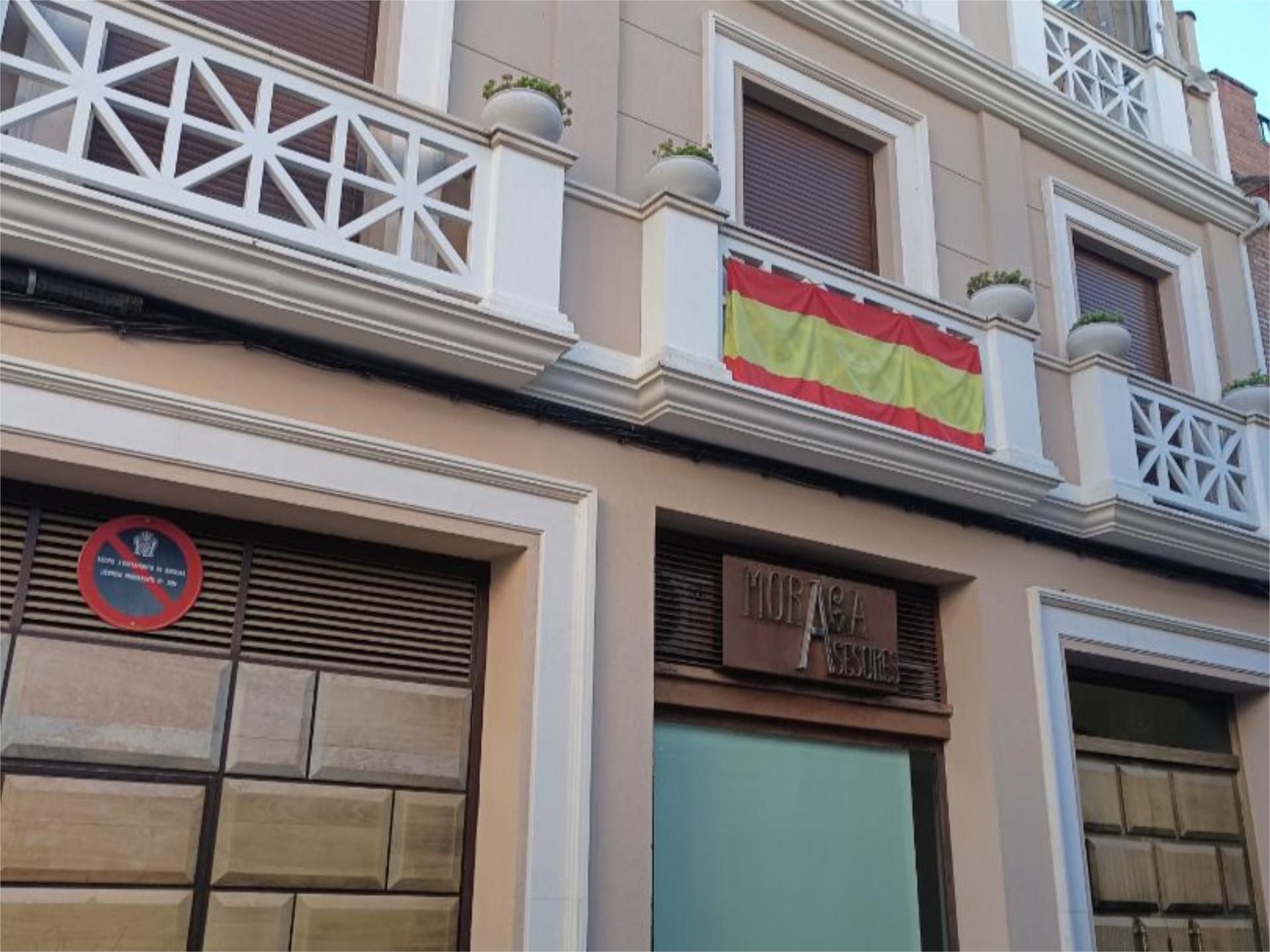 Vista exterior de Àtic en venda en Andújar amb Aire condicionat i Terrassa