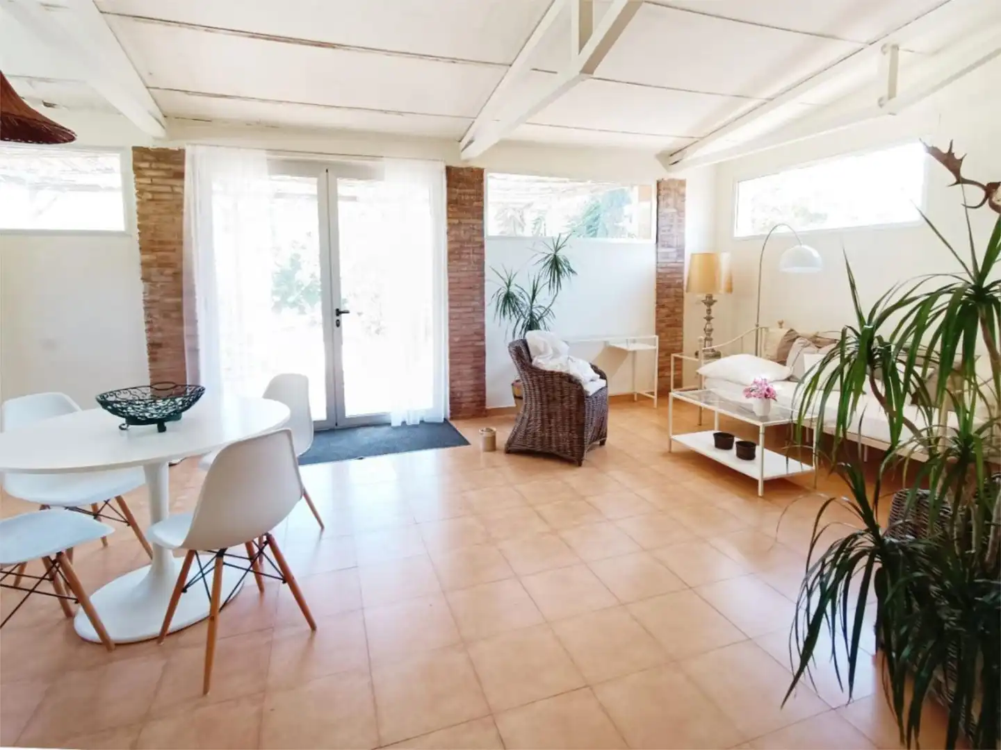 Houses for rent in Carrer Els Pous, 61, Riba-roja de Túria Living room of Houses for rent in Riba-roja de Túria with Air Conditioner and Terrace