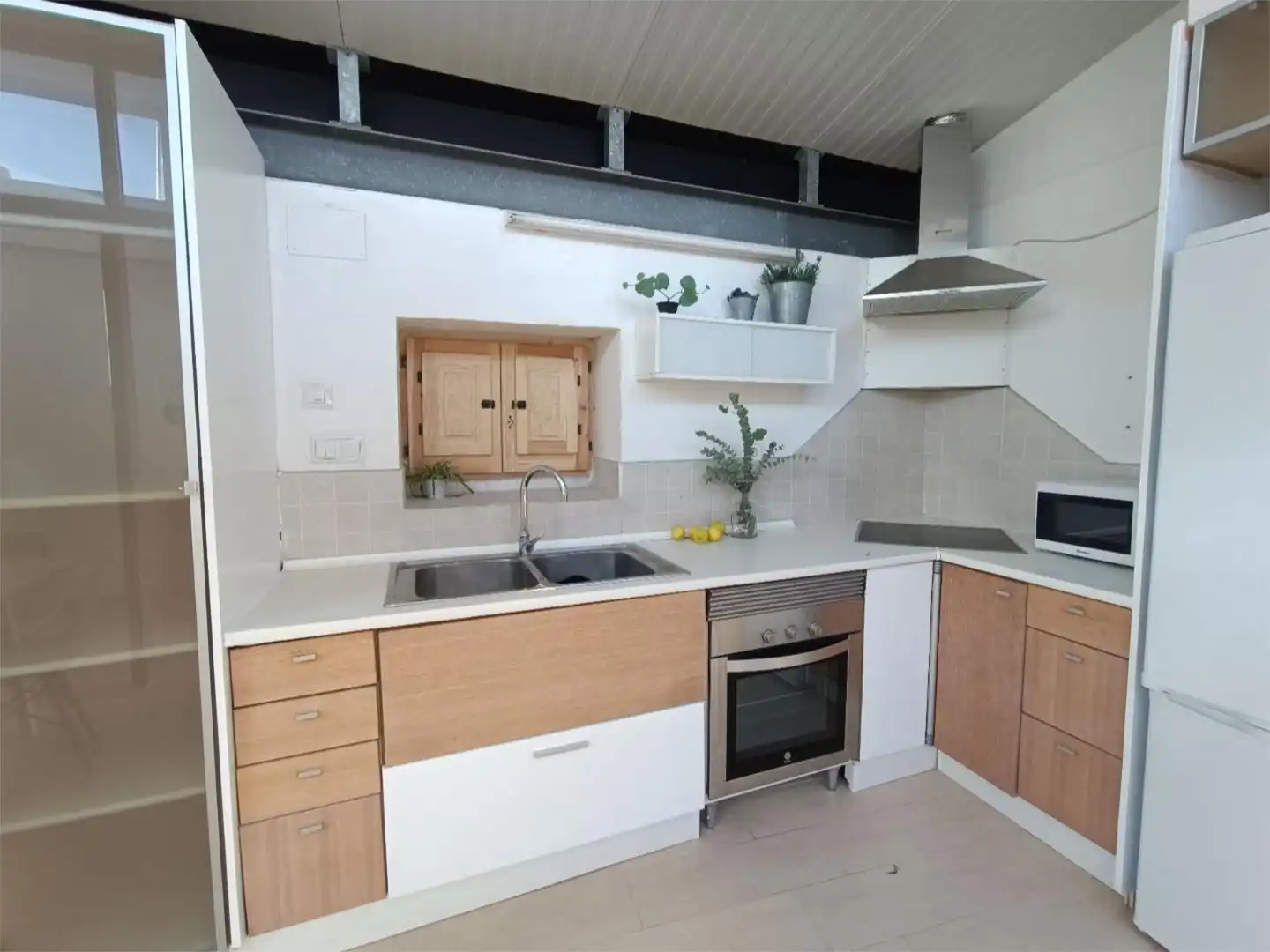 Houses for rent in Carrer Els Pous, 61, Riba-roja de Túria Kitchen of Houses for rent in Riba-roja de Túria with Air Conditioner and Terrace