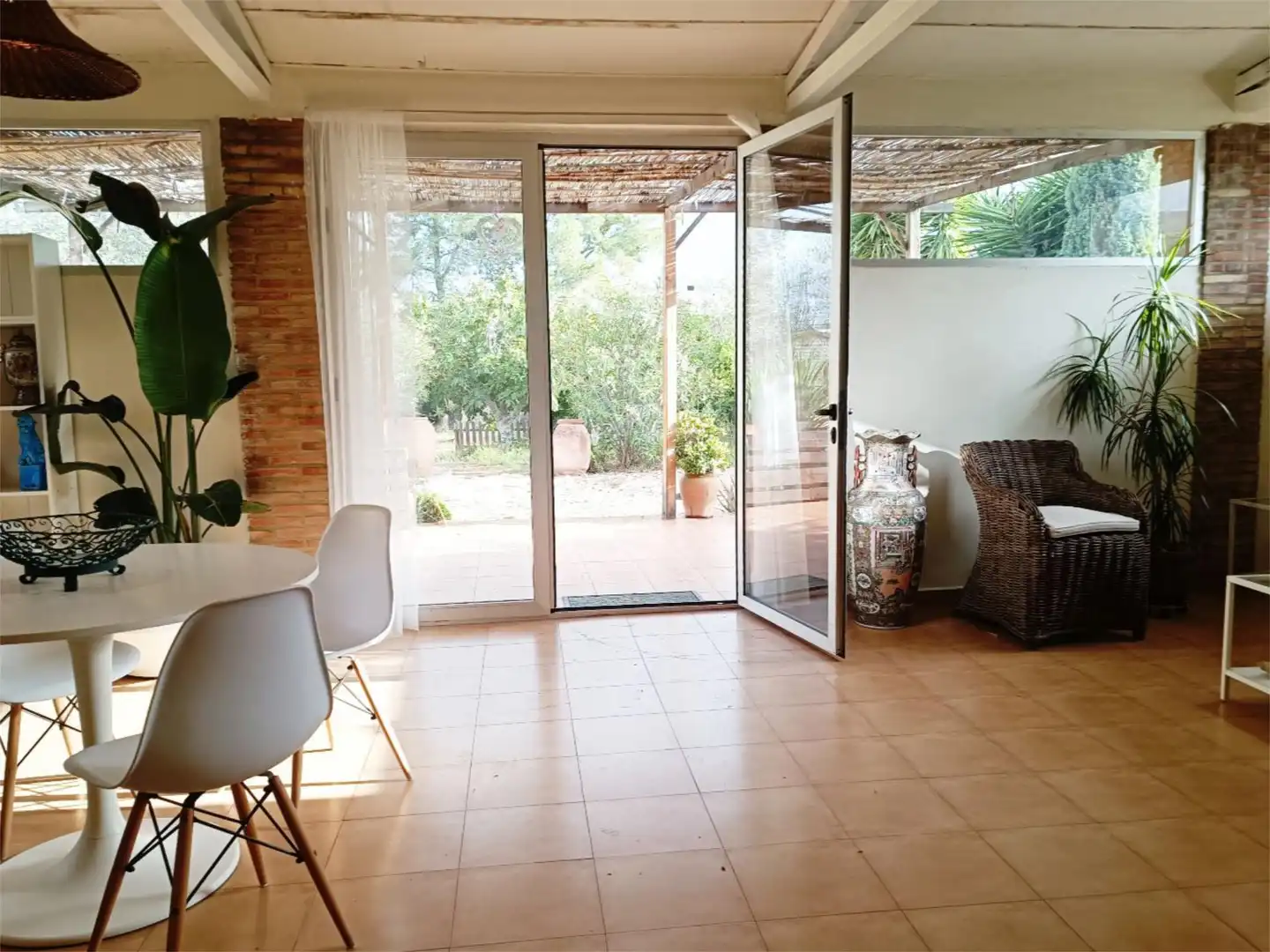 Houses for rent in Carrer Els Pous, 61, Riba-roja de Túria Garden of Houses for rent in Riba-roja de Túria with Air Conditioner and Terrace