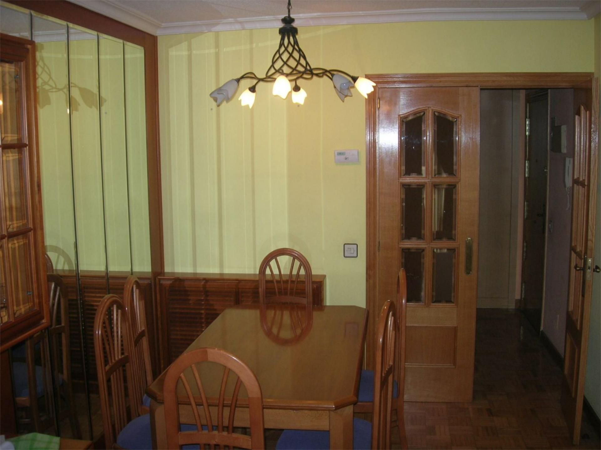 Dining room of Flat to share in Leganés