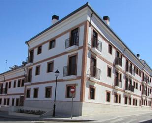 Vista exterior de Pis en venda en Griñón amb Aire condicionat