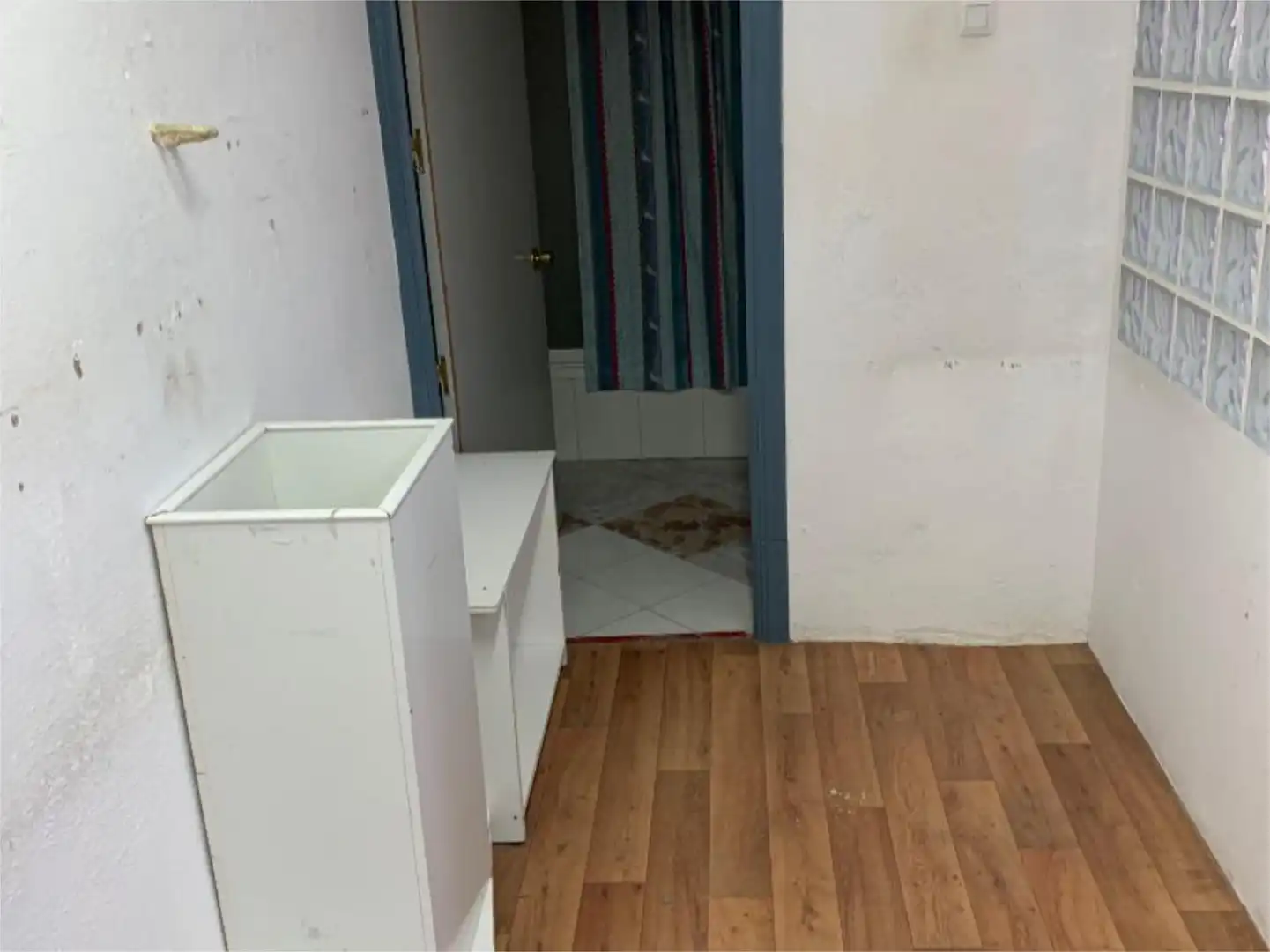Dormitori de Local de lloguer en Malpartida de Cáceres amb Aire condicionat, Calefacció i Parquet