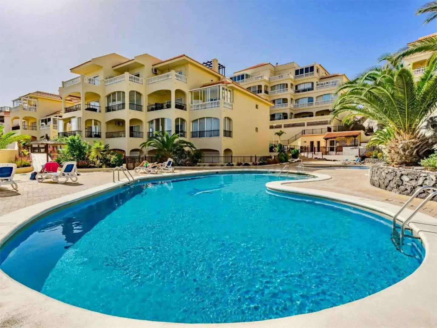 Swimming pool of Flat for sale in San Miguel de Abona  with Terrace, Swimming Pool and Furnished
