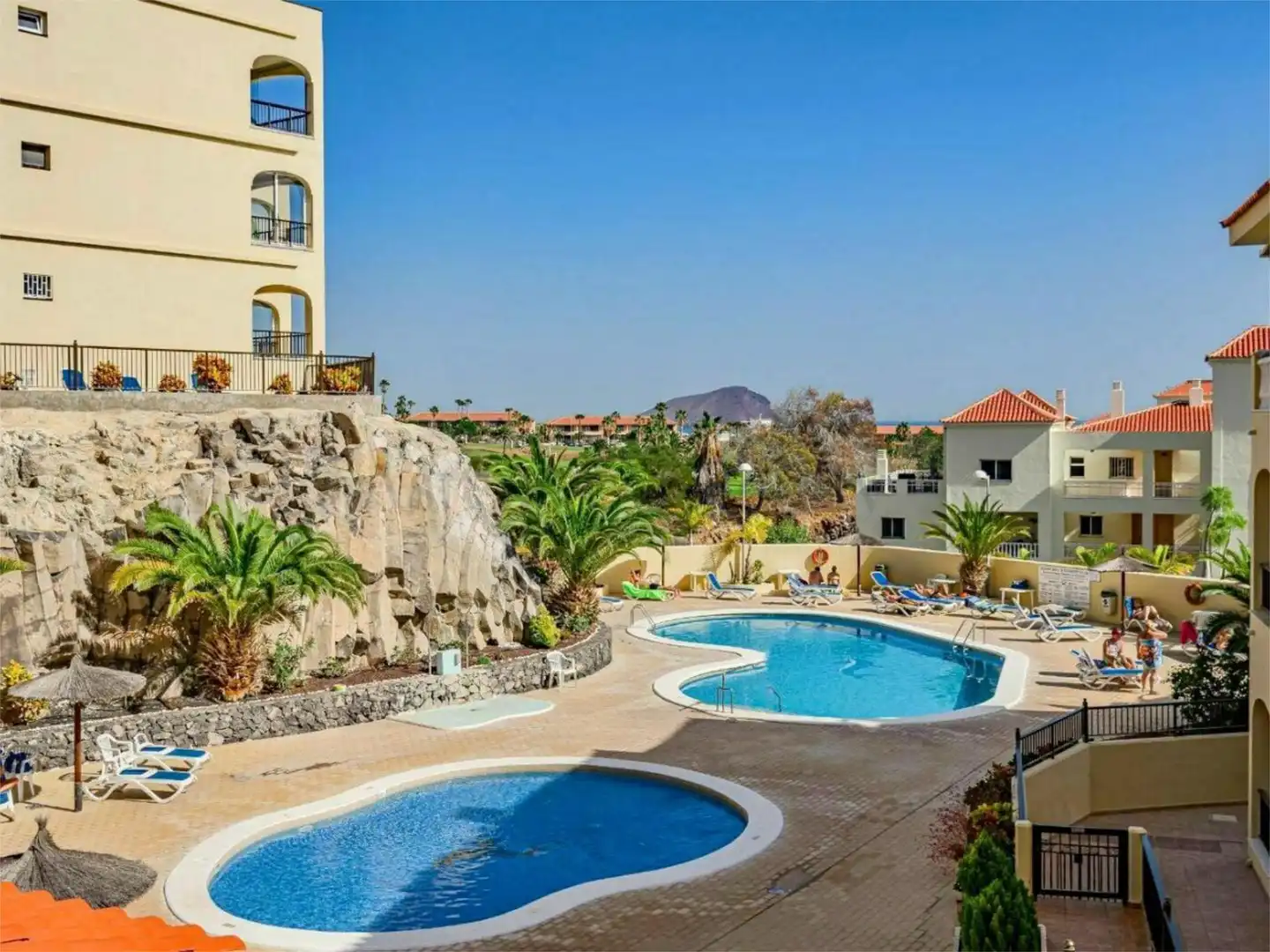 Swimming pool of Flat for sale in San Miguel de Abona  with Terrace, Swimming Pool and Furnished