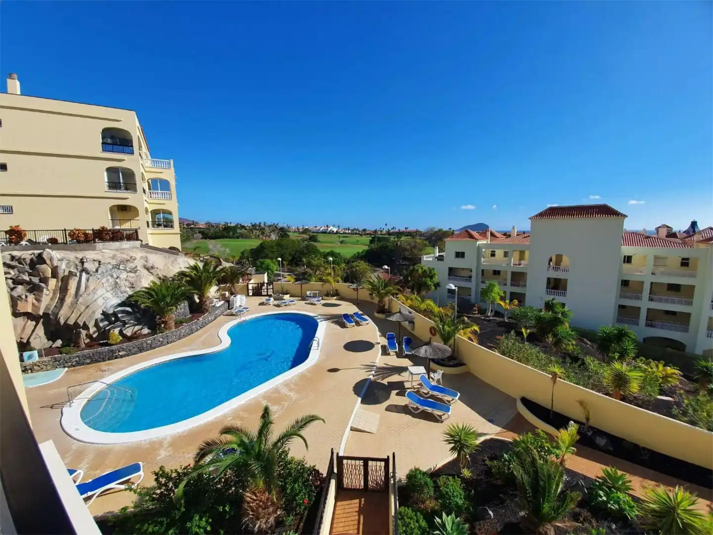 Swimming pool of Flat for sale in San Miguel de Abona  with Terrace, Swimming Pool and Furnished