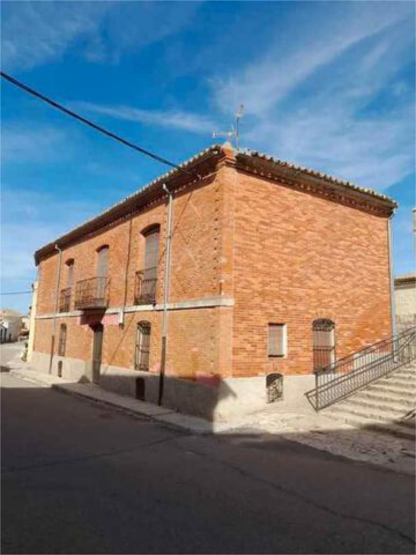 Exterior view of House or chalet for sale in Tiedra